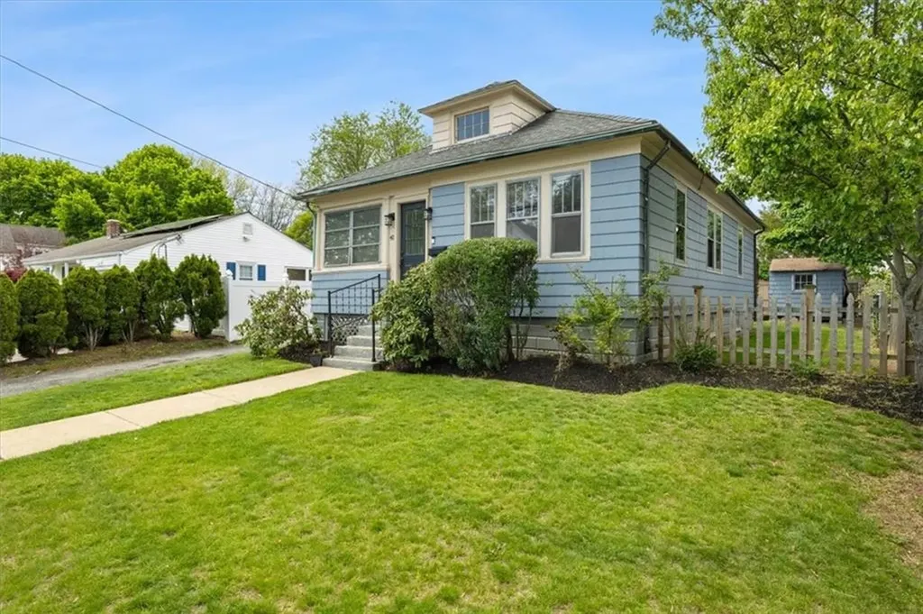 41 Ash Avenue Cranston RI 02910