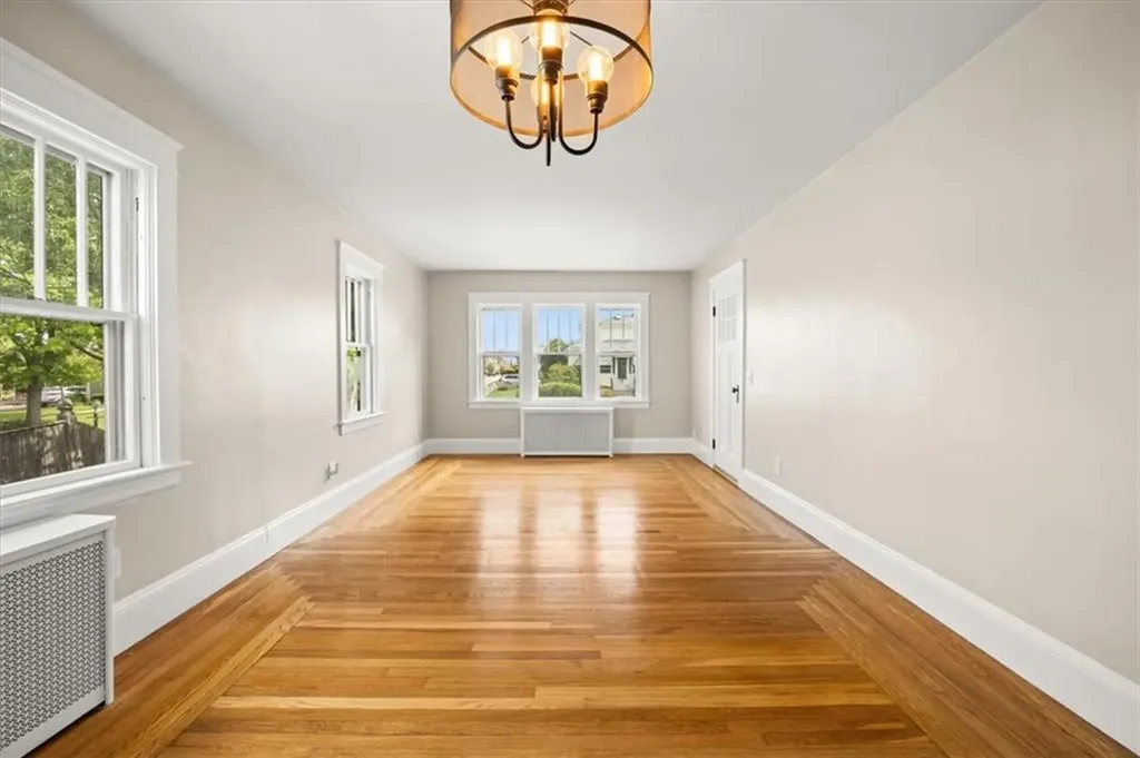 41 Ash Avenue Cranston RI 02910