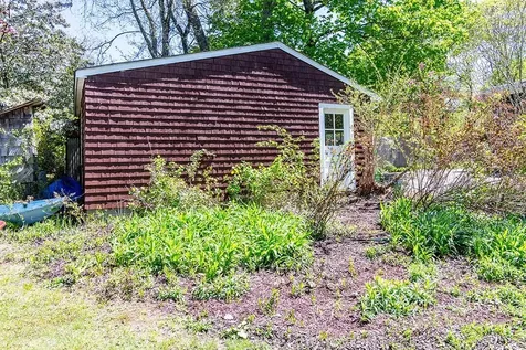 17 Briar Lane South Kingstown RI 02881