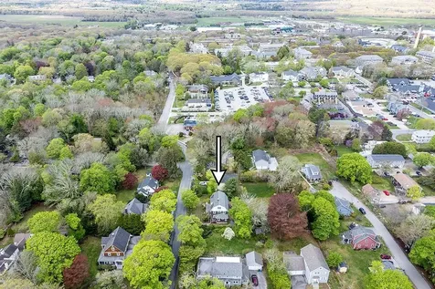 17 Briar Lane South Kingstown RI 02881