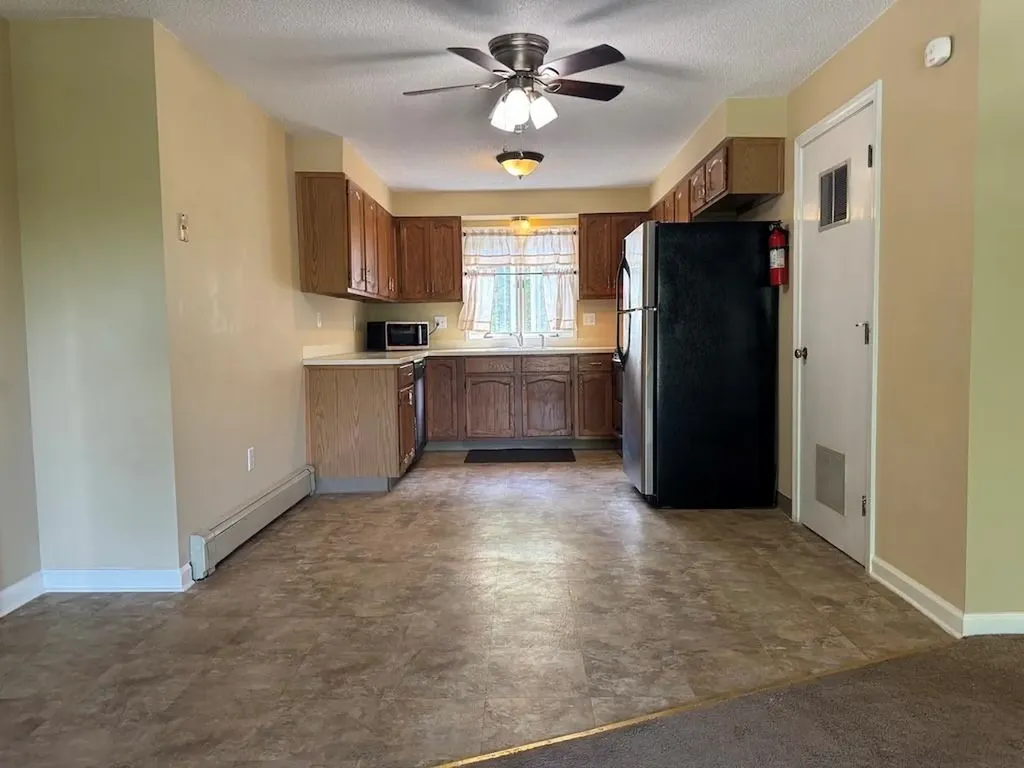 283 Privilege Street Woonsocket RI 02895