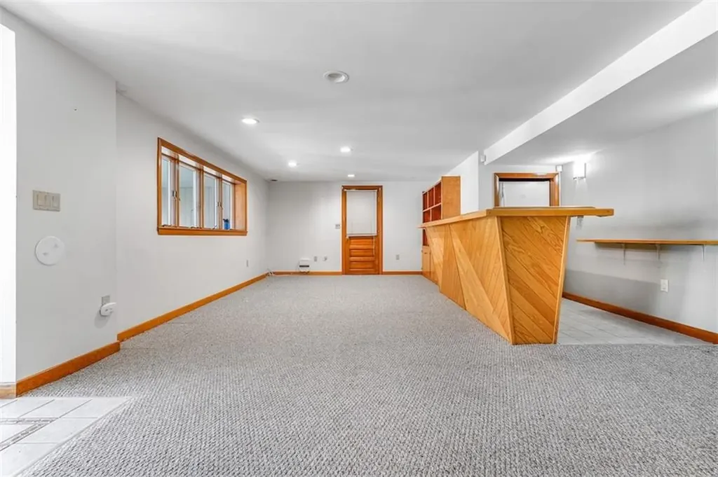 555 Metacom Avenue Bristol RI 02809