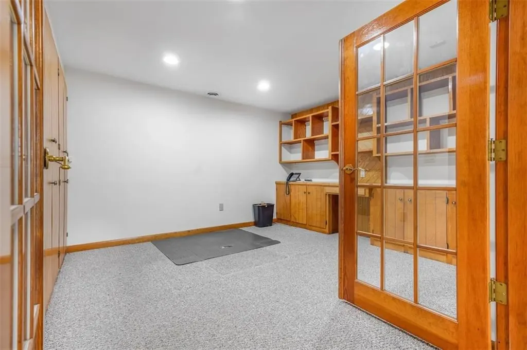 555 Metacom Avenue Bristol RI 02809
