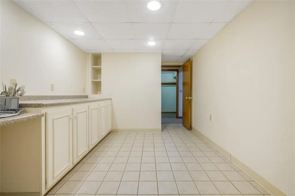 555 Metacom Avenue Bristol RI 02809