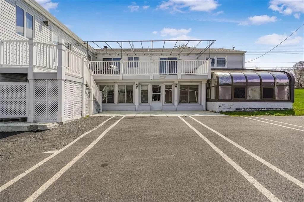 555 Metacom Avenue Bristol RI 02809