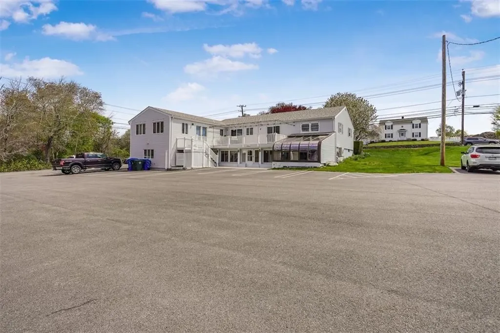 555 Metacom Avenue Bristol RI 02809