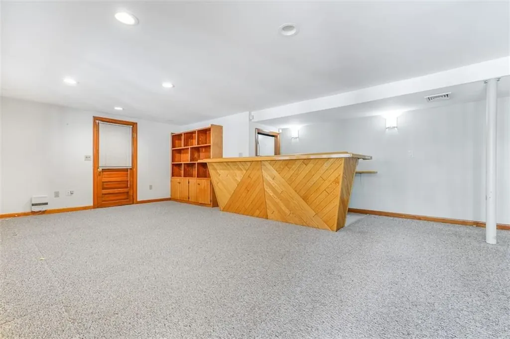 555 Metacom Avenue Bristol RI 02809