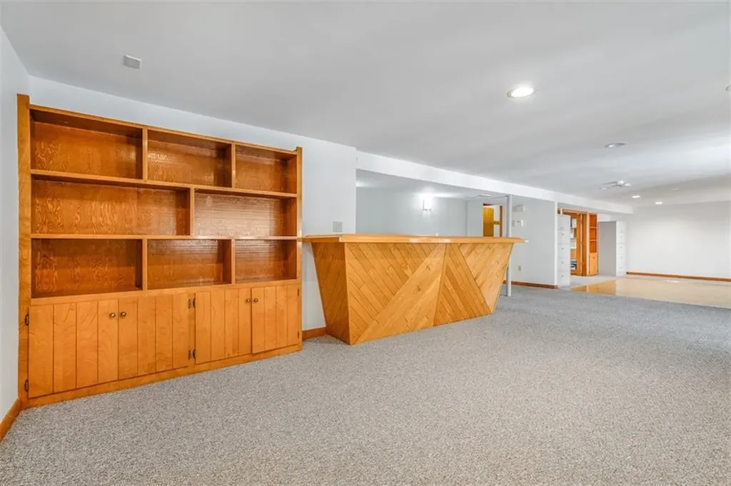 555 Metacom Avenue Bristol RI 02809