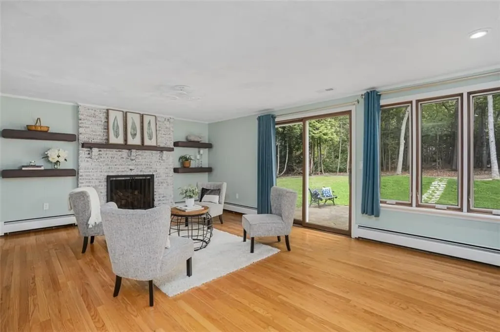 209 Vancouver Avenue Warwick RI 02886