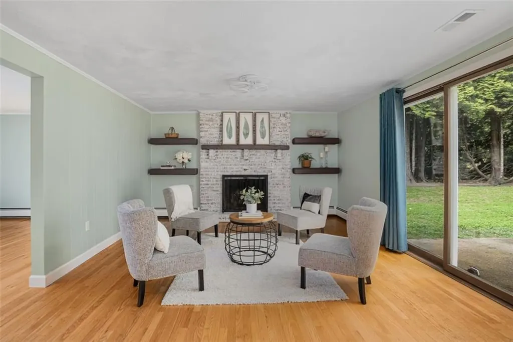 209 Vancouver Avenue Warwick RI 02886
