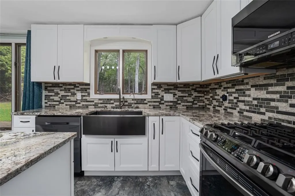209 Vancouver Avenue Warwick RI 02886