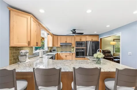 7 Pheasant Run Road North Smithfield RI 02896