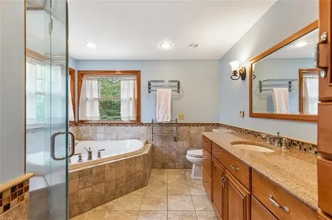 7 Pheasant Run Road North Smithfield RI 02896