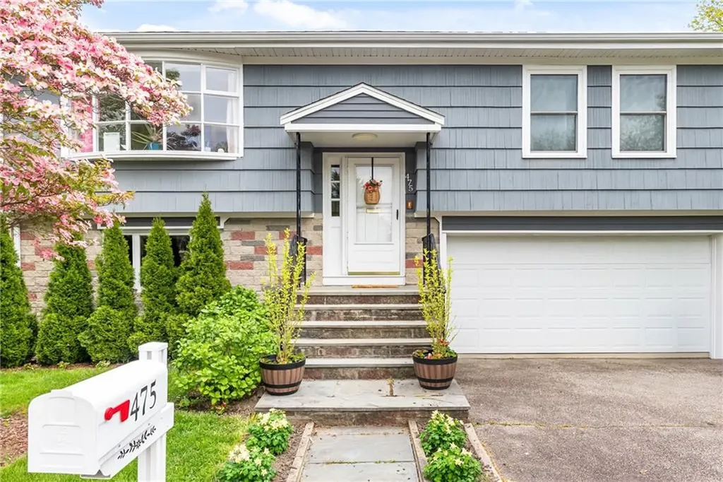 475 Elmgrove Avenue Providence RI 02906