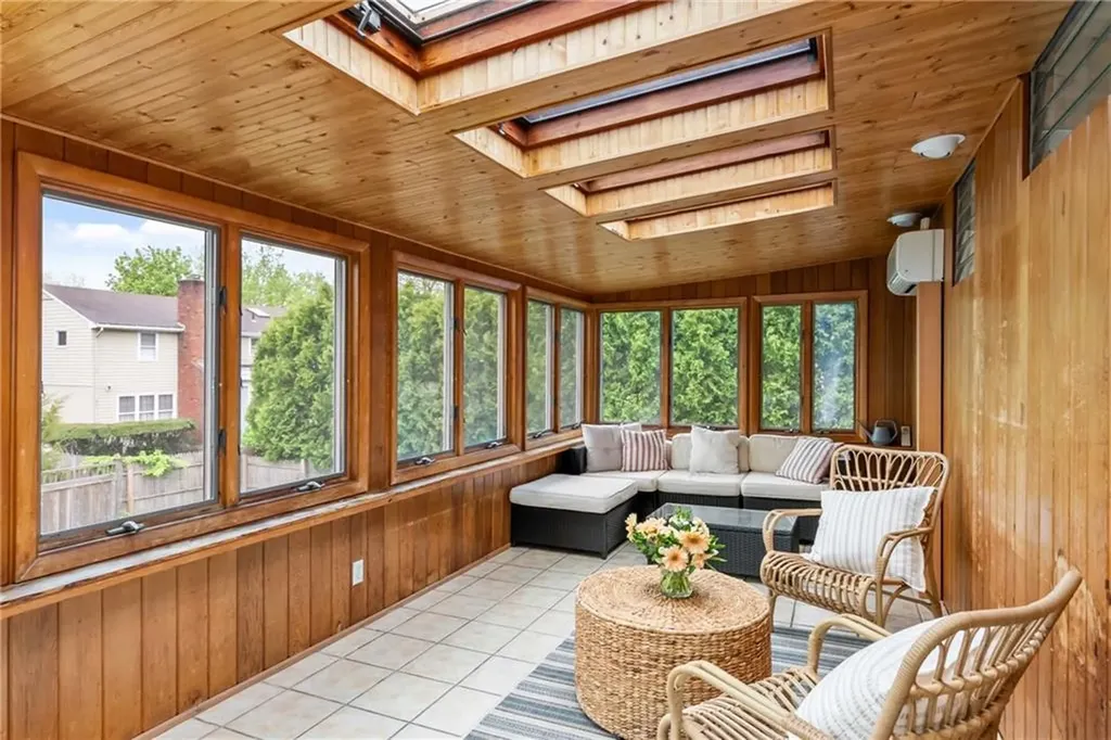 475 Elmgrove Avenue Providence RI 02906
