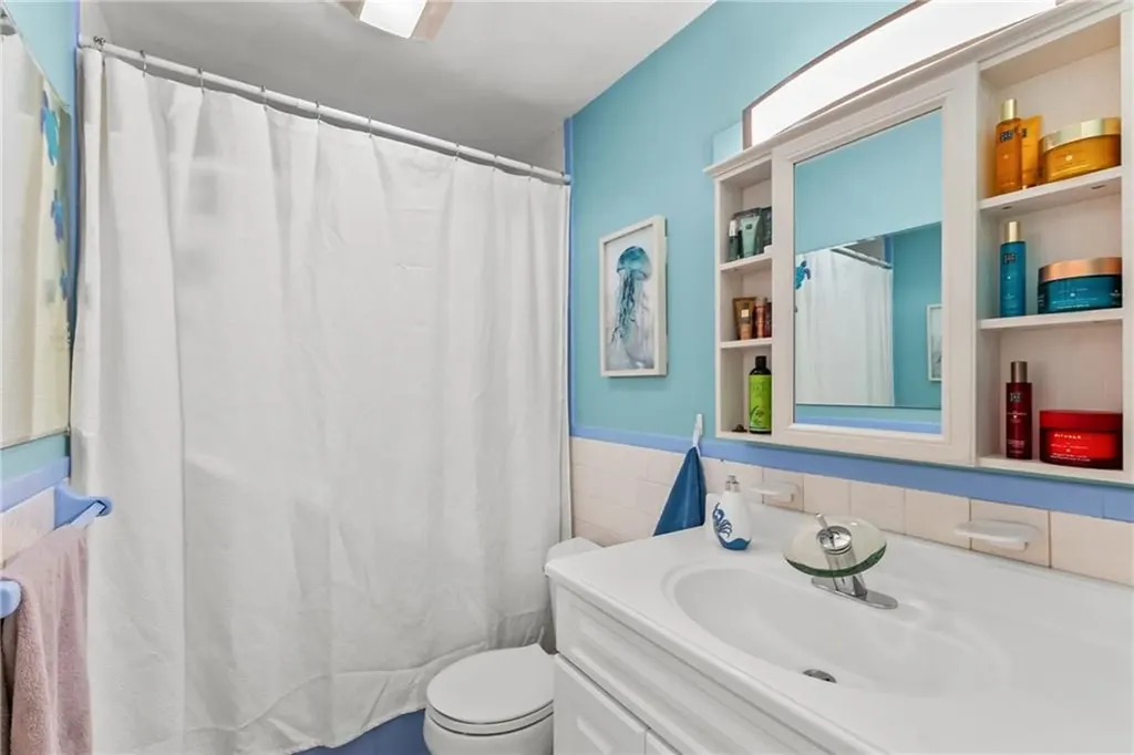 475 Elmgrove Avenue Providence RI 02906