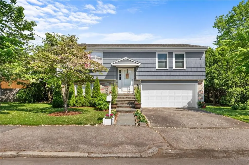 475 Elmgrove Avenue Providence RI 02906