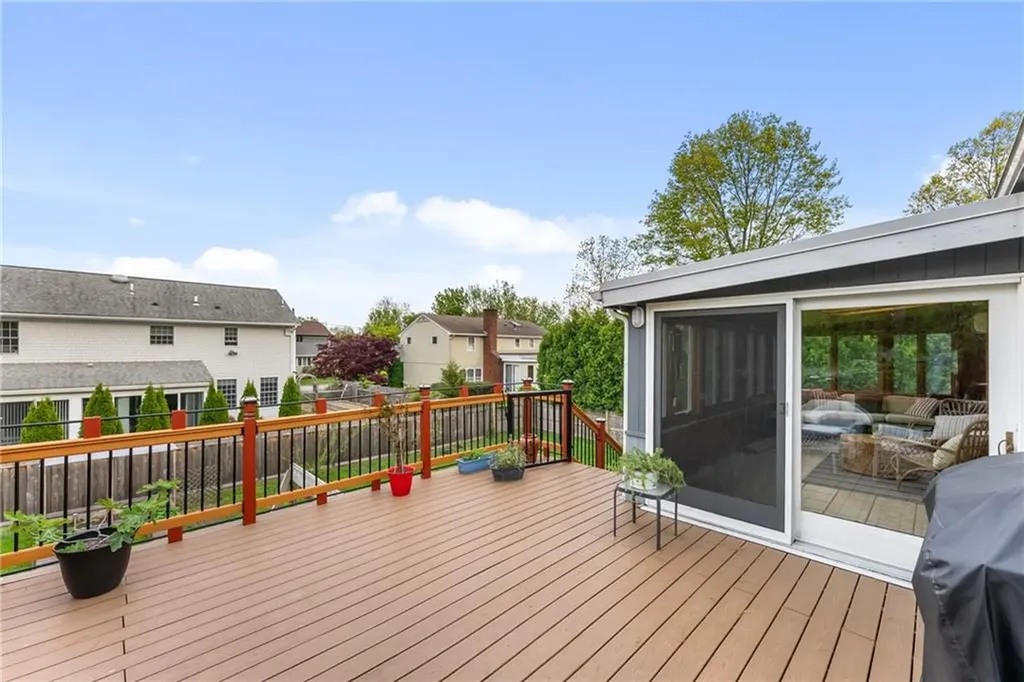 475 Elmgrove Avenue Providence RI 02906