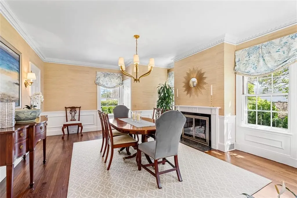 295 Laurel Avenue Providence RI 02906