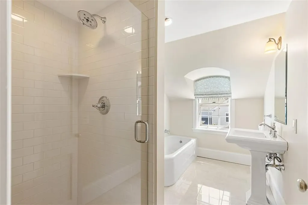 295 Laurel Avenue Providence RI 02906