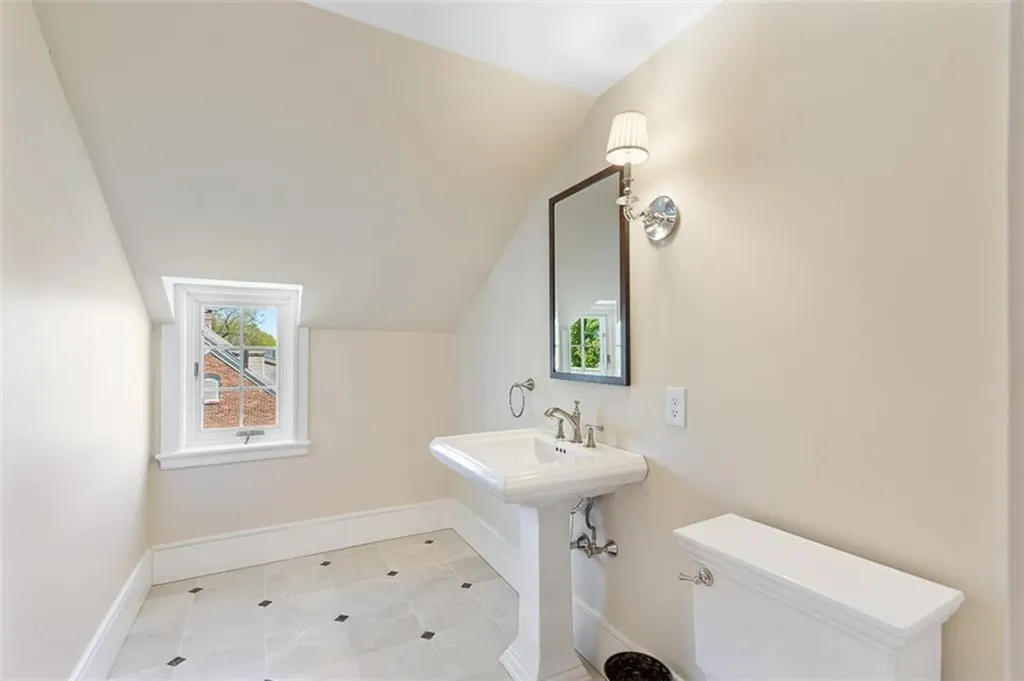 295 Laurel Avenue Providence RI 02906