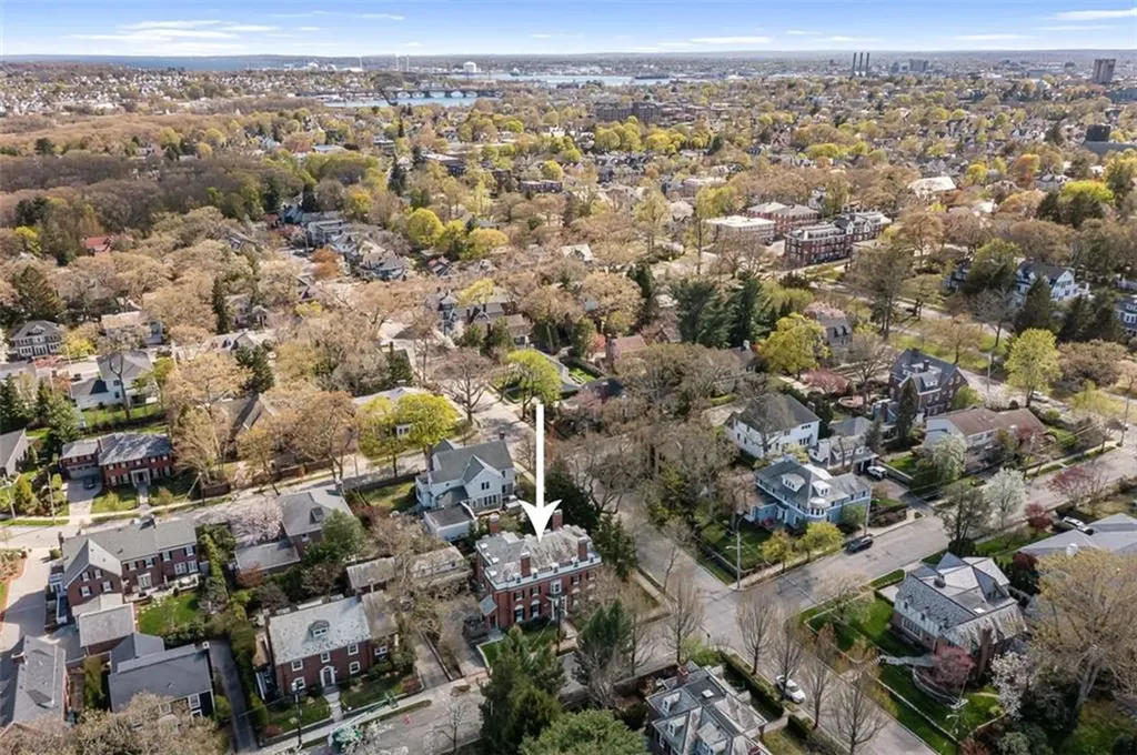 295 Laurel Avenue Providence RI 02906