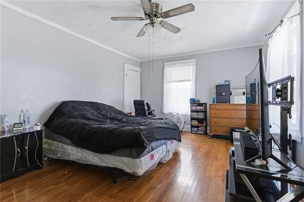 87 Elder Street Pawtucket RI 02860