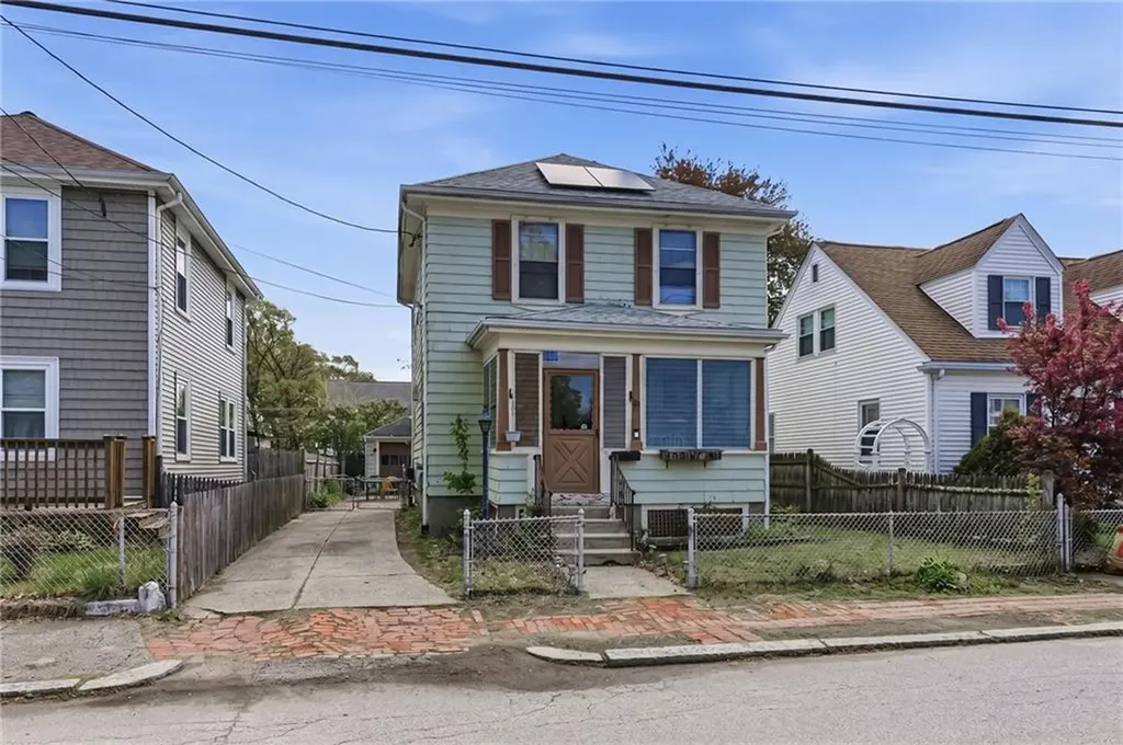 87 Elder Street Pawtucket RI 02860