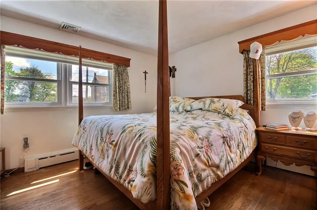 7 Nichols Lane Westerly RI 02891