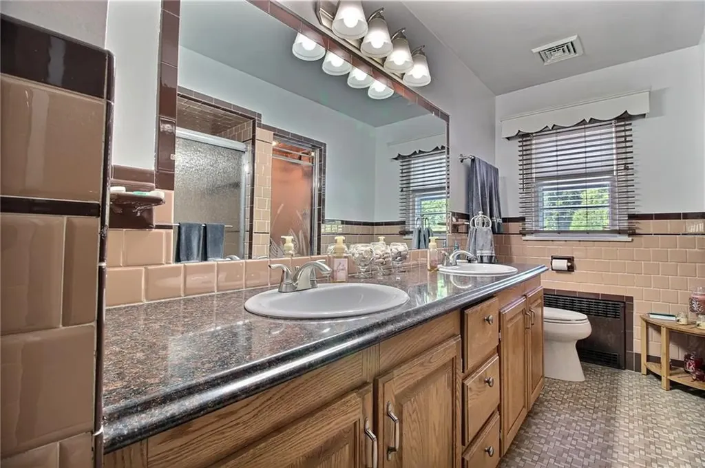 7 Nichols Lane Westerly RI 02891