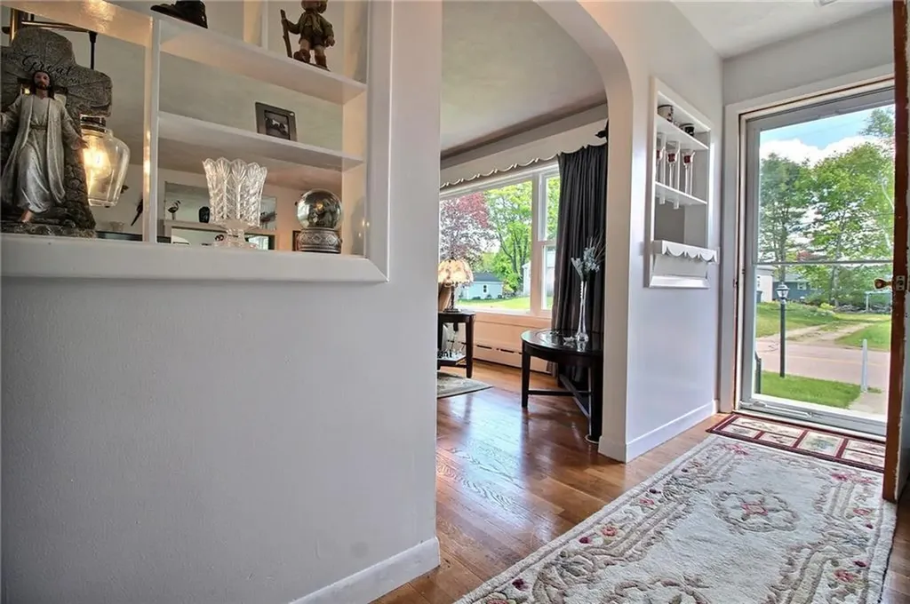7 Nichols Lane Westerly RI 02891