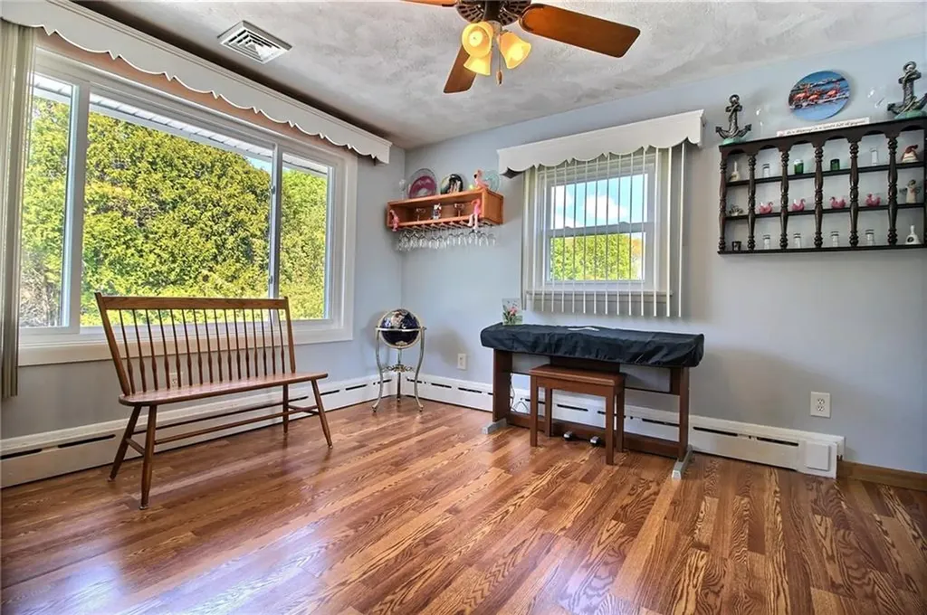 7 Nichols Lane Westerly RI 02891