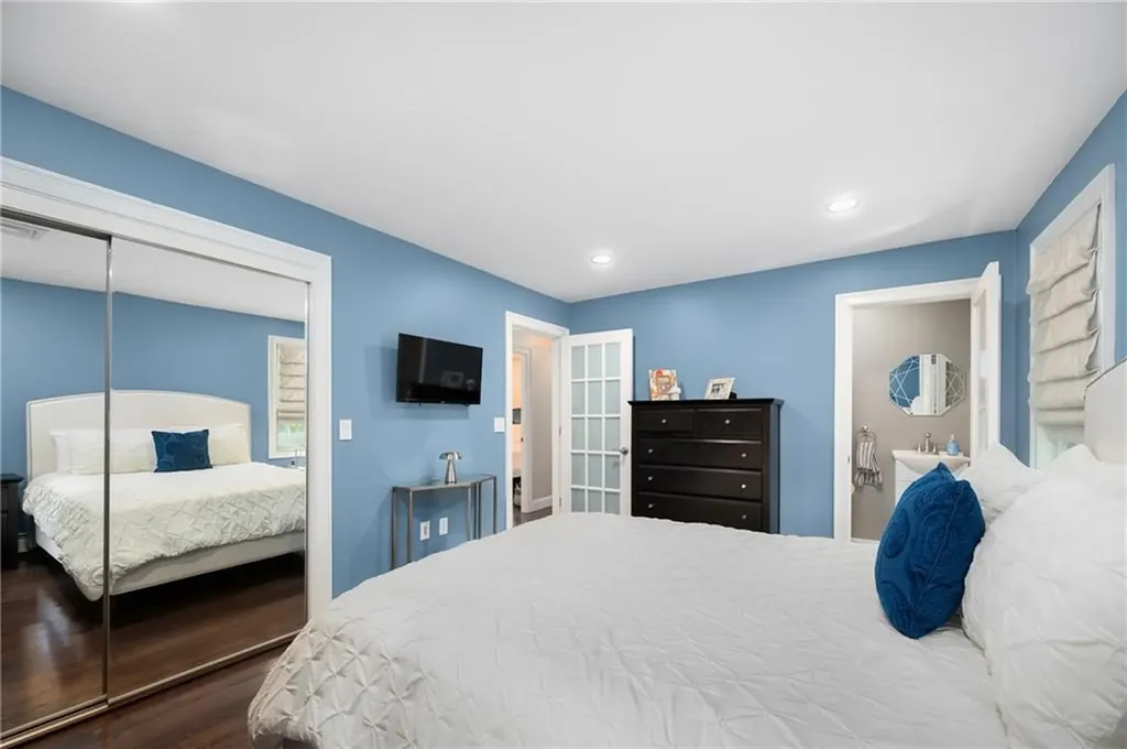7 Robins Way North Providence RI 02904