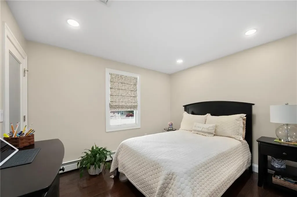 7 Robins Way North Providence RI 02904