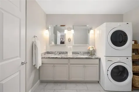 19 Bella Vista Circle Glocester RI 02814