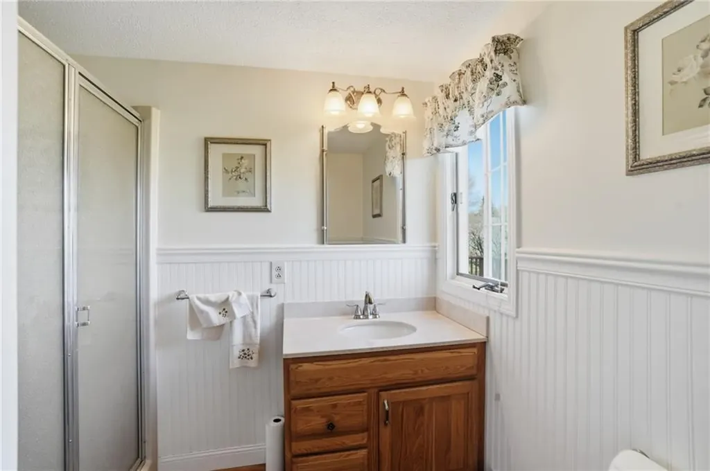 22 Roger Williams Court Portsmouth RI 02871