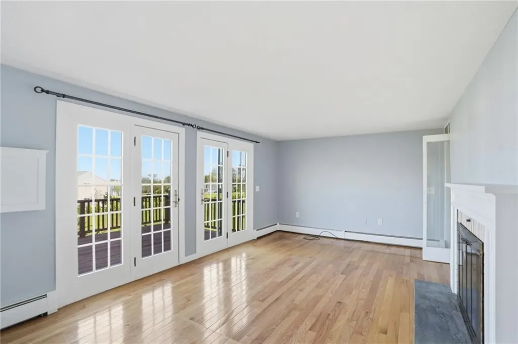 22 Roger Williams Court Portsmouth RI 02871