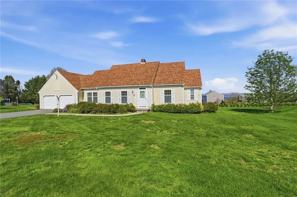 22 Roger Williams Court Portsmouth RI 02871