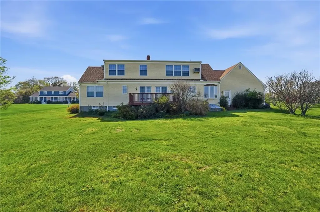 22 Roger Williams Court Portsmouth RI 02871
