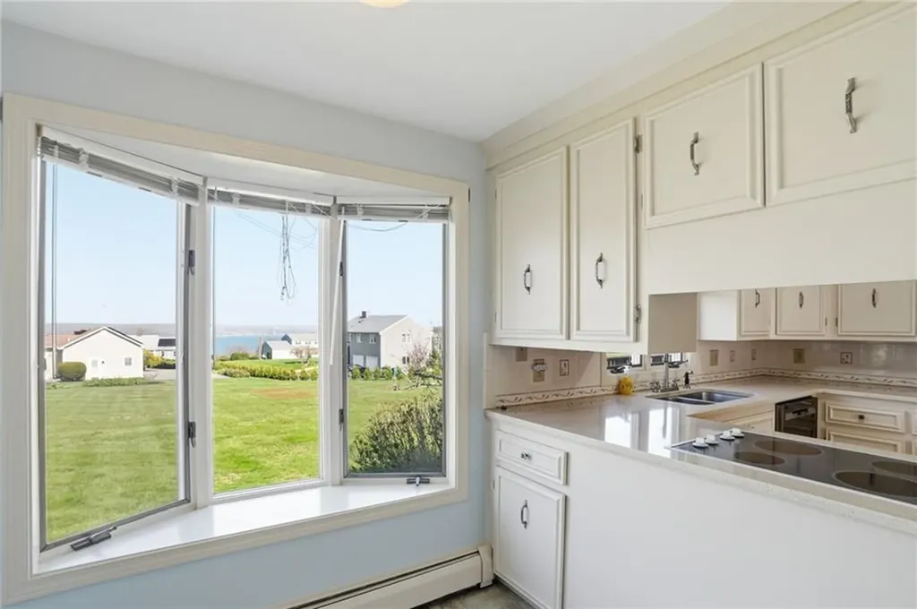 22 Roger Williams Court Portsmouth RI 02871