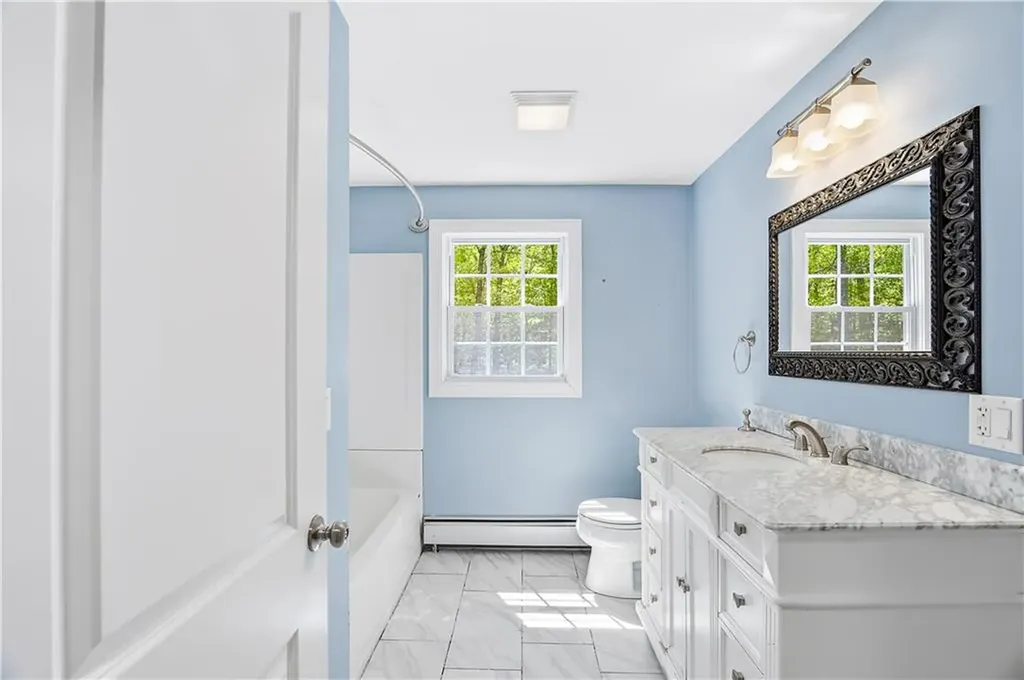 435 Maureen Circle Burrillville RI 02839