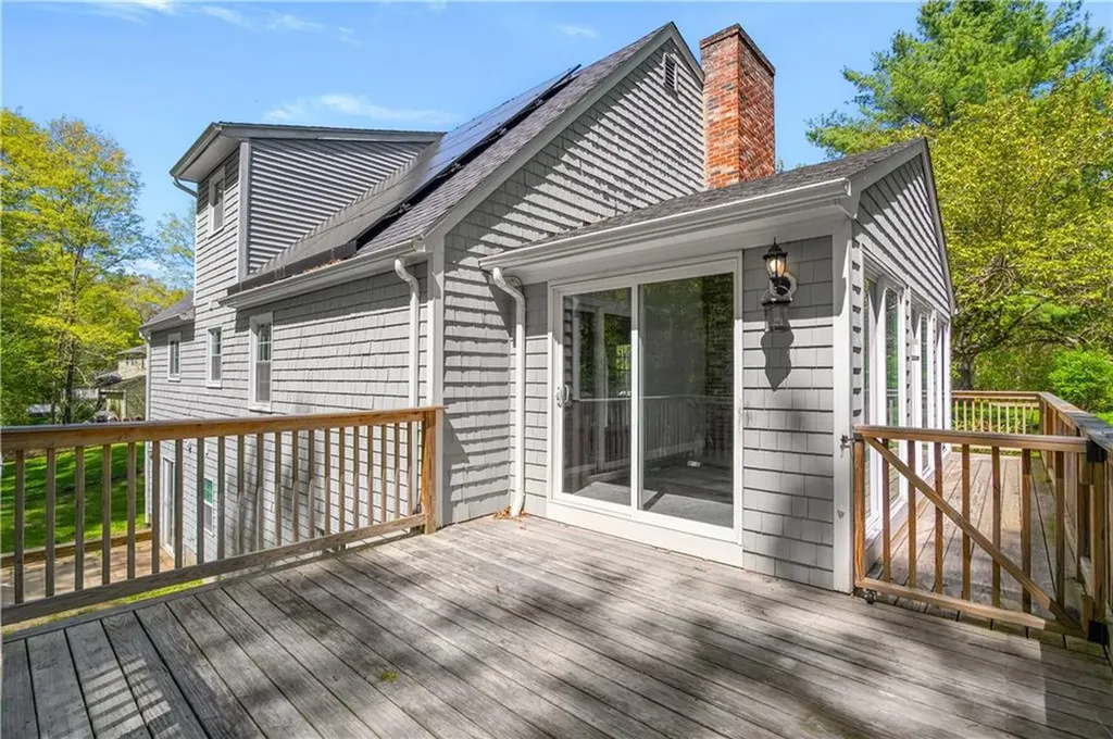 435 Maureen Circle Burrillville RI 02839