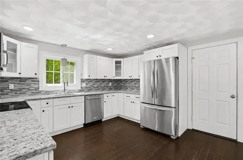 435 Maureen Circle Burrillville RI 02839