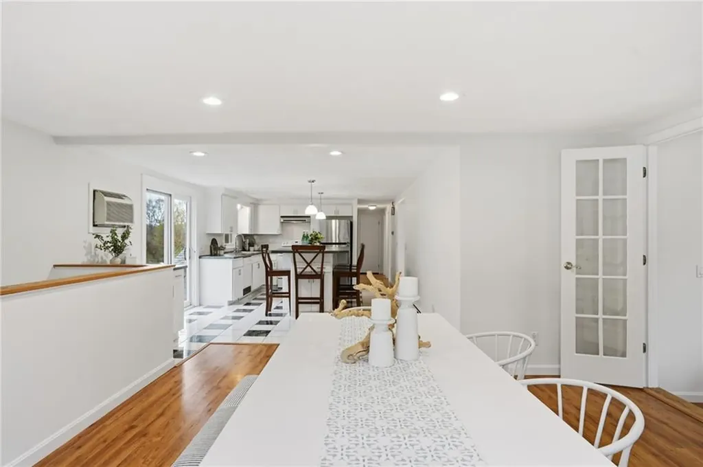 49 Roosevelt Drive Bristol RI 02809