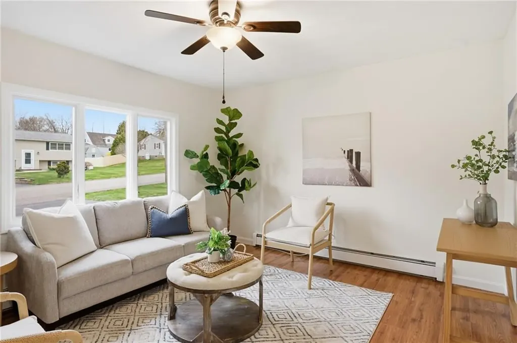 49 Roosevelt Drive Bristol RI 02809