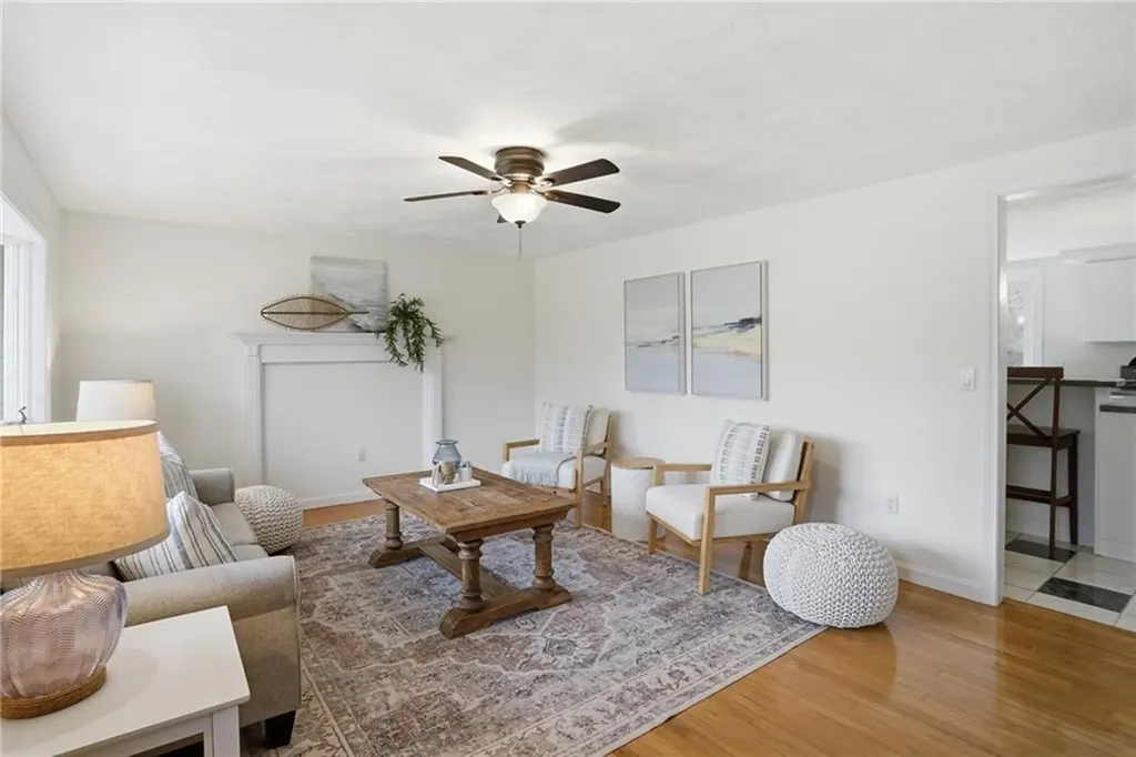 49 Roosevelt Drive Bristol RI 02809