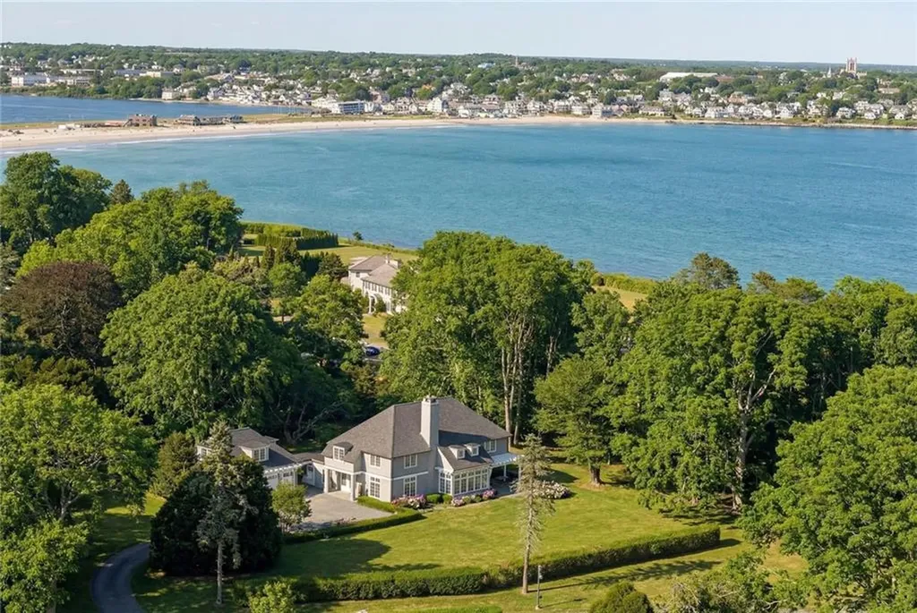 9 Ocean Lawn Lane Newport RI 02840