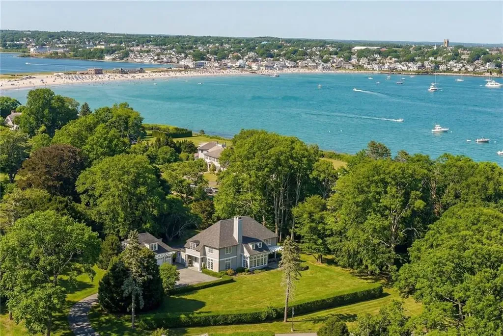 9 Ocean Lawn Lane Newport RI 02840