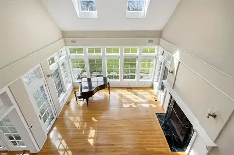 9 Ocean Lawn Lane Newport RI 02840