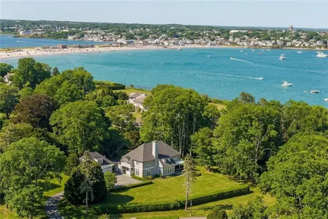 9 Ocean Lawn Lane Newport RI 02840